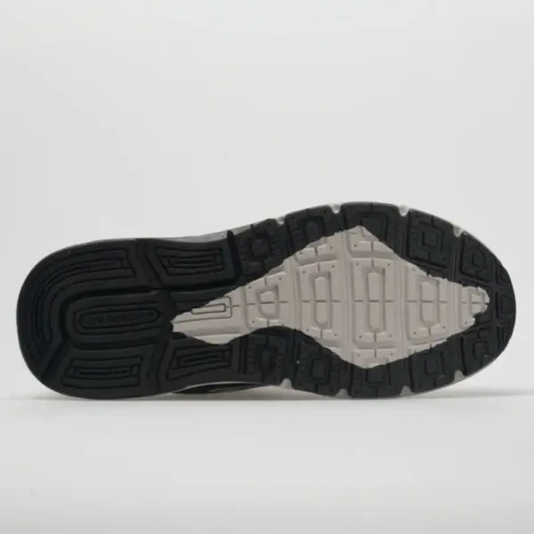 New Balance 1540v3 Men's Black/Castlerock - Image 4