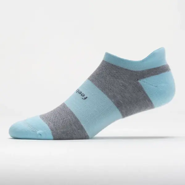 Feetures High Performance Max Cushion No Show Tab Socks - Image 4